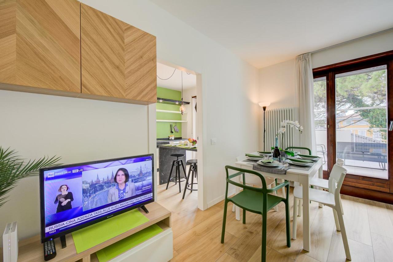 Balcone Sui Tigli Few Min From The Lake - Happy Rentals 加尔达湖滨 外观 照片